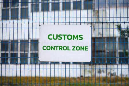 green customs sign